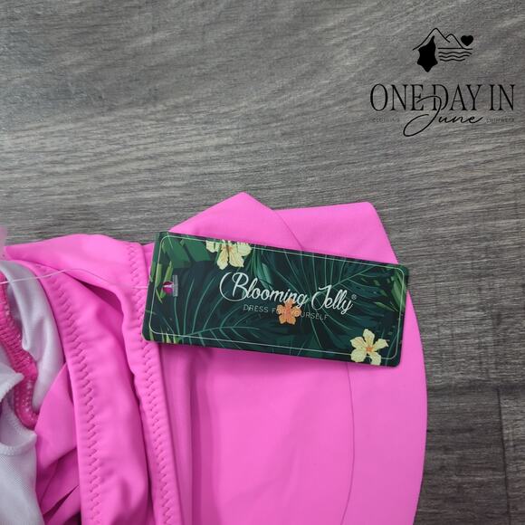 Blooming Jelly Ruffle Shoulder One Piece Swimsuit Size XL - Picture 2 of 5